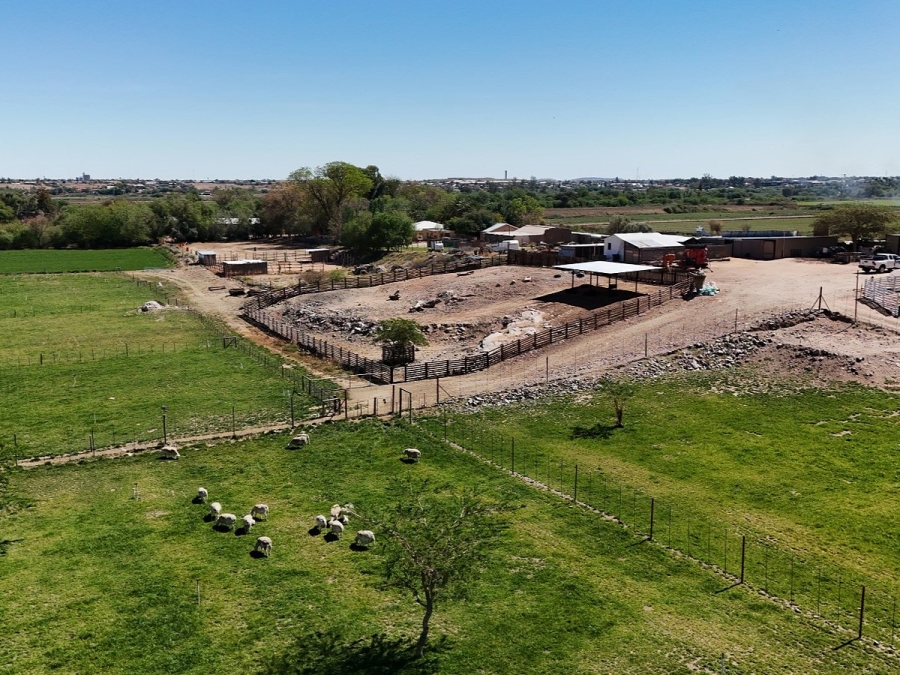 2 Bedroom Property for Sale in Upington Rural Northern Cape